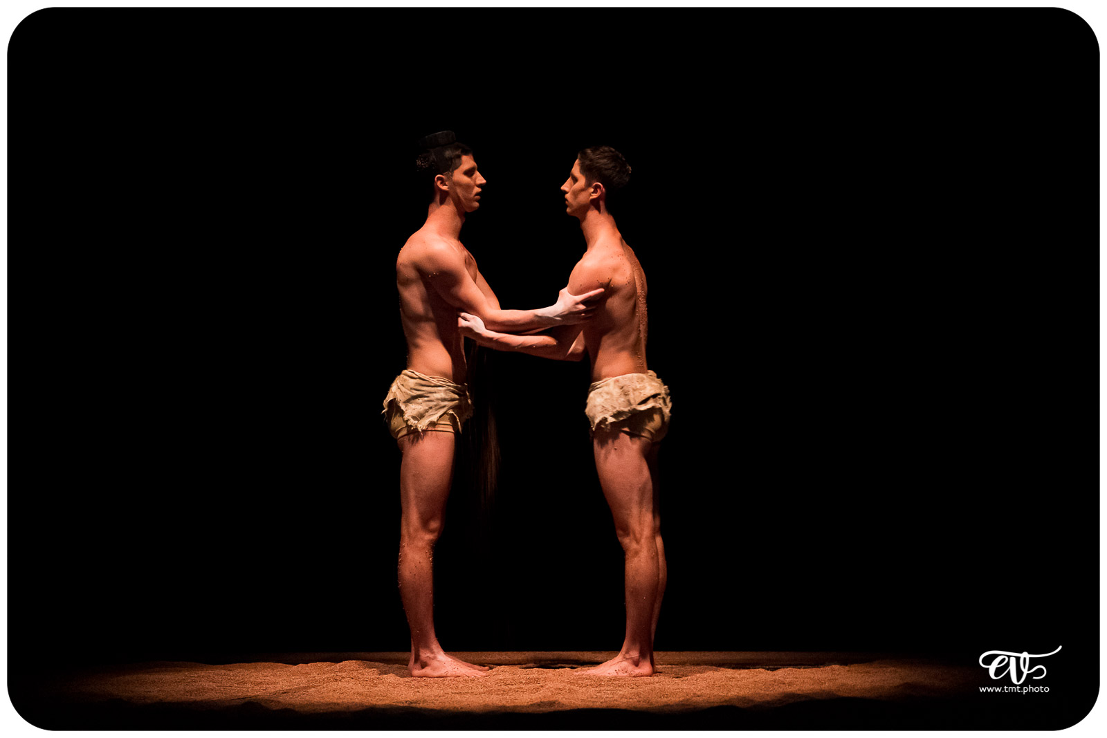 MY LAND (RECIRQUEL COMPANY)